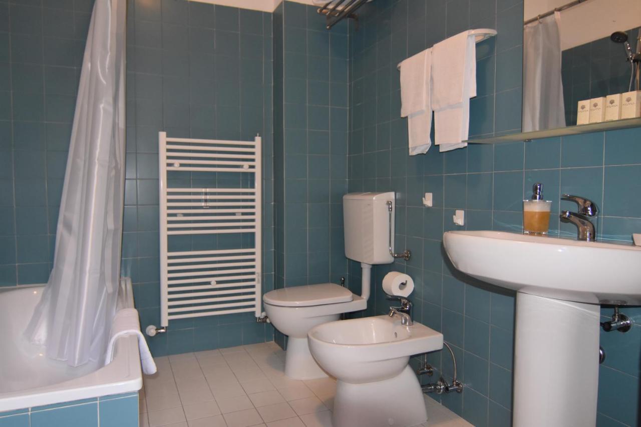 Emilia Suite Bologna Exteriör bild
